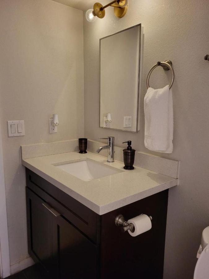 Your Phoenix Cozy Home Away From Home! ภายนอก รูปภาพ