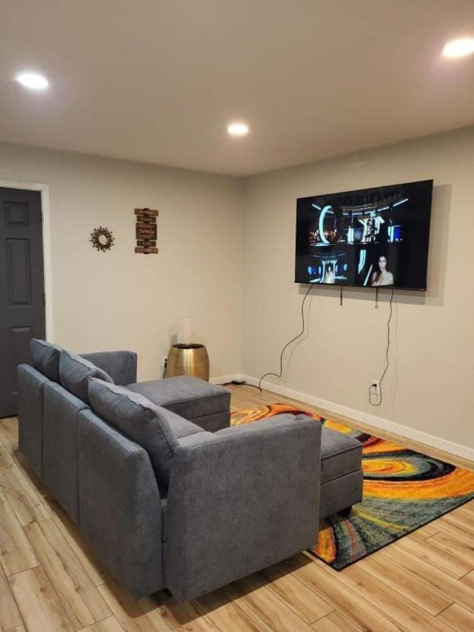 Your Phoenix Cozy Home Away From Home! ภายนอก รูปภาพ